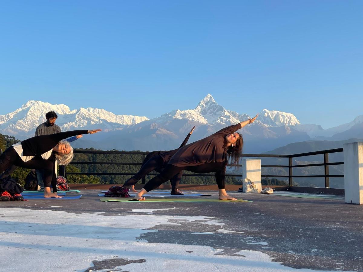 Green Hills Yoga Retreat ポカラ エクステリア 写真